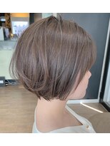 ヘアー ジップ(hair Zip) 小顔、大人ショート【早稲田新宿】