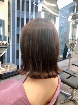 ジーナ 船橋(Zina) オトナ女子ツヤ髪アッシュカラーふんわりミディシースルーバング