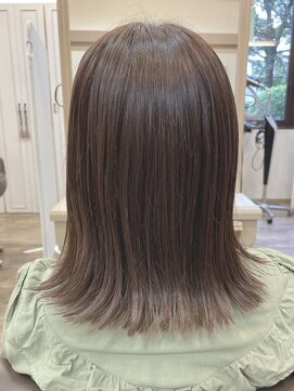 アルターリール(aL ter Rire) アッシュブラウン/中村郁未