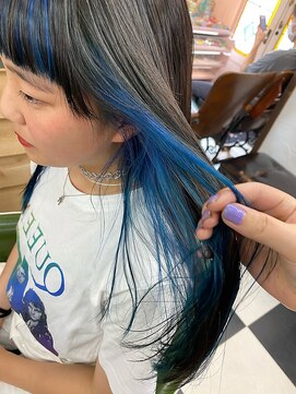 フリースタイル(Free Style) ブルー×ブラック インナーカラー《筑西市フリースタイル》