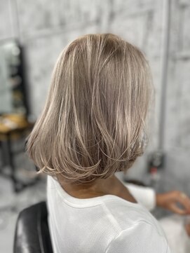 ミコ(MICO hair) ピンクベージュ ペールカラー