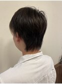 旬なアップバングを取り入れて清潔感とトレンド力を強化/谷津