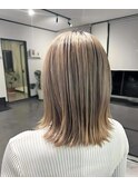 シャドールーツ×ベージュ