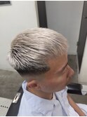 スキンフェード　メンズヘア　メンズカット　メンズカラー