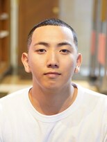 メリケンバーバーショップ コウベ(MERICAN BARBERSHOP KOBE) イージーバズフェード