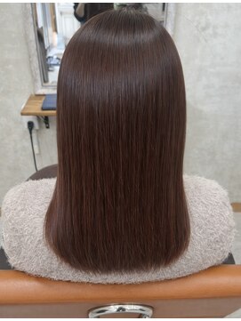 イル(iru) 大人女子　ほんのりピンクブラウン