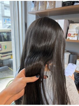 ヘアーループセラデザインワークス(Hair ruup Sela design works) 暗めオリーブグレージュ