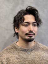 フジヤマバーバーショップ アジト(FUJIYAMA BARBER SHOP ajito)&nbsp;大人センターパート×ウェーブパーマ×メンズウルフ