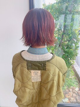 リリィ(LIILY) 切りっぱなしショートレイヤー