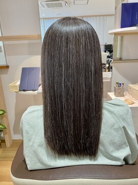 スピカ(Spica) ロングストレートヘア(縮毛矯正)