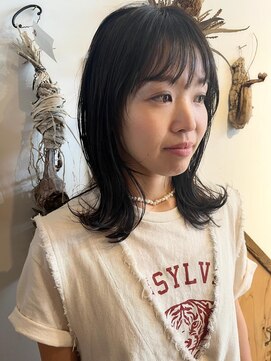 シーソー(SEE SOE) ミディアムヘア