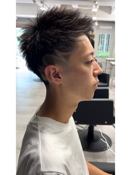 スキル 池袋(SKILL) アップバング/ラインアート