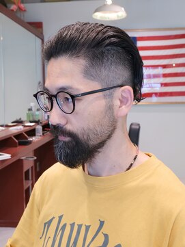 ローサムカットワークス(LOSOME CUT WORKS) フェードカット　スリックバック　ポンパドール