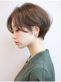 ハンサムショート 立体感 ひし形ショート ベージュ 透明感カラー