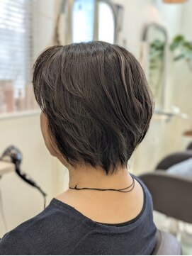 アオカマクラ(a-o Kamakura) 毛先の処理もショートは重要です