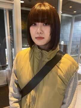 フェイスレイヤーボブ　× ベージュ