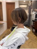 ショートボブ
