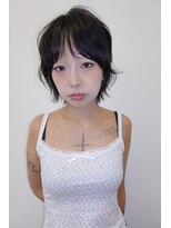 ネルケ 立川(nelke)&nbsp;暗髪ショートウルフくびれ外ハネシースルーバング立川