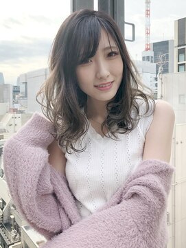 カミノア 銀座店(CAMINOIA) イルミナカラーとハイライトで魅せる大人ミディ【CAMINOIA】