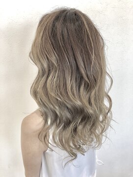 クルー(krew) ハイベージュ