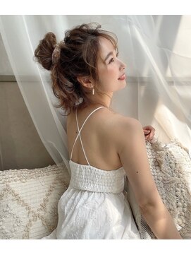 レア 中野(Le'a) Le'a中野 MISAKI【ラフお団子ヘアアレンジ シニヨン】