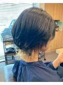 こなれヘア×インナーカラーちょい足し×上級者ボブウルフ