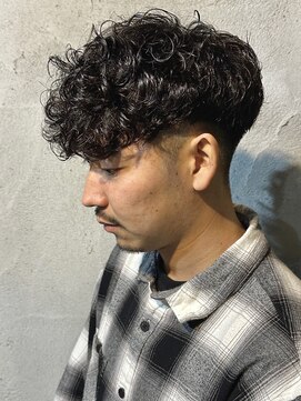 ニアウ 高崎店(Niau) スペインカールメンズパーマ外国人風フェードバーバー群馬高崎