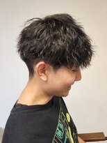 ニアウ 伊勢崎連取店(Niau)&nbsp;刈り上げショートマッシュツイストスパイラルパーマ