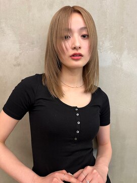 ブラン 広島本通(Blanc) 【Blanc】レイヤーカット_顔まわりレイヤー_ハイトーンベージュ