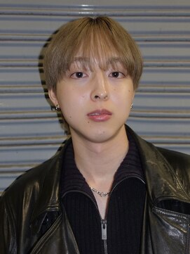 ポール(pole) 女性目線でつくる柔らかシースルーマッシュ