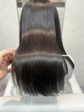 ラミュー(La Mieux) 光を反射させるくらいの艶髪へ