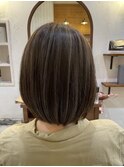 ナチュラルグレージュ系×白髪ぼかしハイライト