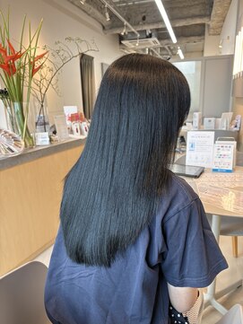 シダ(sida SAIIN) 【高城】髪質改善暗髪カラー