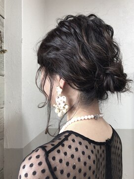 ドロップバイドロップ(drop by drop) ルーズシニヨン