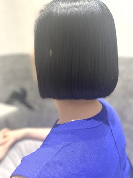 サロウィン 新潟万代店(SALOWIN) パツッとミニボブ