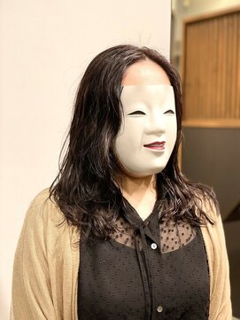 コマ(coma) 【coma中野】ラフカーリーヘア_ゆるロングパーマ_暗紫カラー