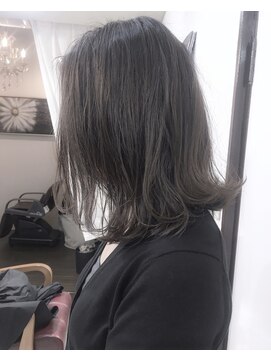 ヘアーアンドアトリエ マール(Hair&Atelier Marl) 【Marl外国人風カラー】ダークグレージュの外ハネセミディ