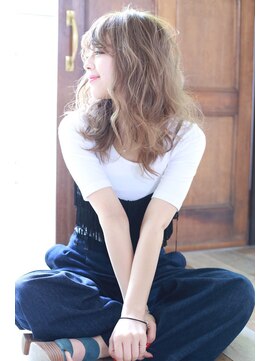 ラべリー 池袋(LOVELEY) ゆるふわミディ × アッシュベージュ　【池袋】