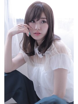 オウル(Owll) 【DISHEL】エアリーでナチュラルな大人ワンカールミディアム