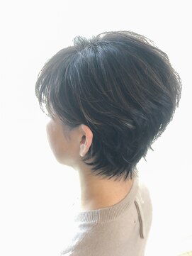 ロッソ 逗子銀座店(ROSSO Zushi-Ginza) 重めバングのニュアンスショート