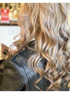 アゴーグ(agog) ホワイトベージュ