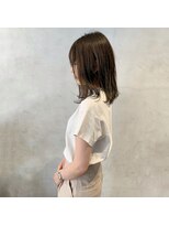 ミント(mint) オリーブグレージュで柔らかさ◎