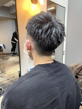 ヘアアンドメイク エジェリ(hair&make egerie) ワンオクTAKA風　スパイキーショート