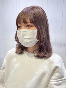 アイティー バイ アルバム 中野店(IT by ALBUM) ホワイトベージュ_外ハネボブセクションカラー_ba367101