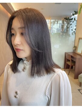 トゥルー 渋谷(TRUE) イルミナカラー/oggiottoトリートメント/酸熱ストレート/渋谷