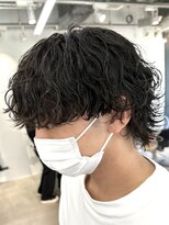 フィフス 天神大名(fifth)&nbsp;波巻きスパイラルパーマメンズマッシュウルフカットメンズパーマ