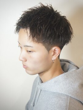 スウェルホワイト(SWELL WHITE) 短髪ツイストパーマ　福岡メンズヘア　香椎メンズ美容室