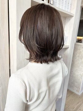 キャアリー(Caary) 福山市Caaryくびれボブレイヤースタイルトレンド顔周りレイヤー