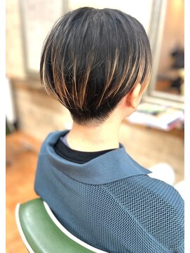 ベルナ(BELUNA) BELUNA 刈り上げ スラッシュショート☆