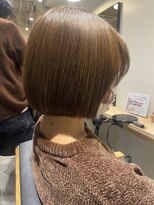 エトラ 渋谷店(etora)&nbsp;まとまりボブ　カーキベージュ